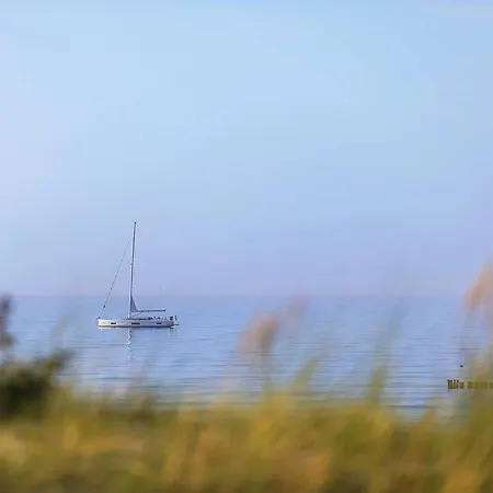 2-zimmer Zwischen Ostsee Und Bodden Mit Sued- Und Westbalkon * Wustrow (Fischland)
