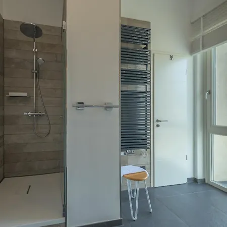 2-zimmer Sonnengott, Zwischen Ostsee Und Bodden Mit Sued- Und Westbalkon